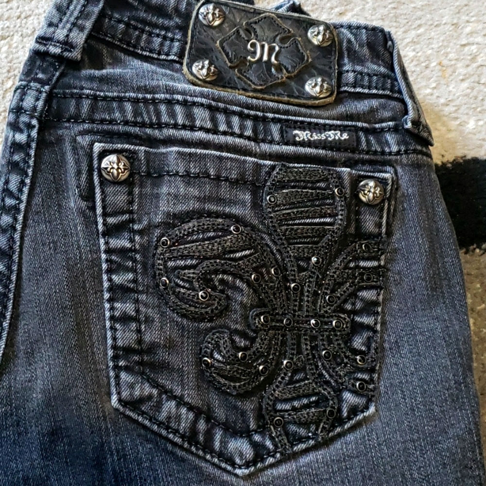 Miss Me skinny jeans 28